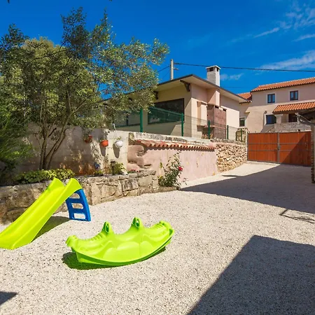 Casa vacanze Tea By Interhome